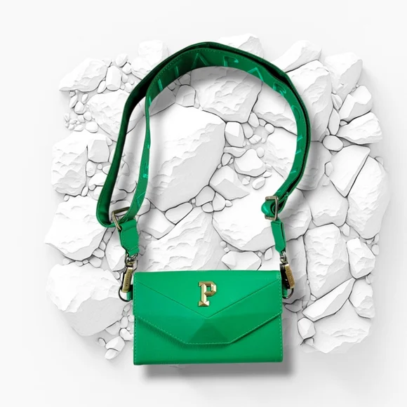 ✨️HP✨️Parchita | NWOT Vibrant Green PVC Mila Wallet Crossbody Bag - Picture 1 of 15